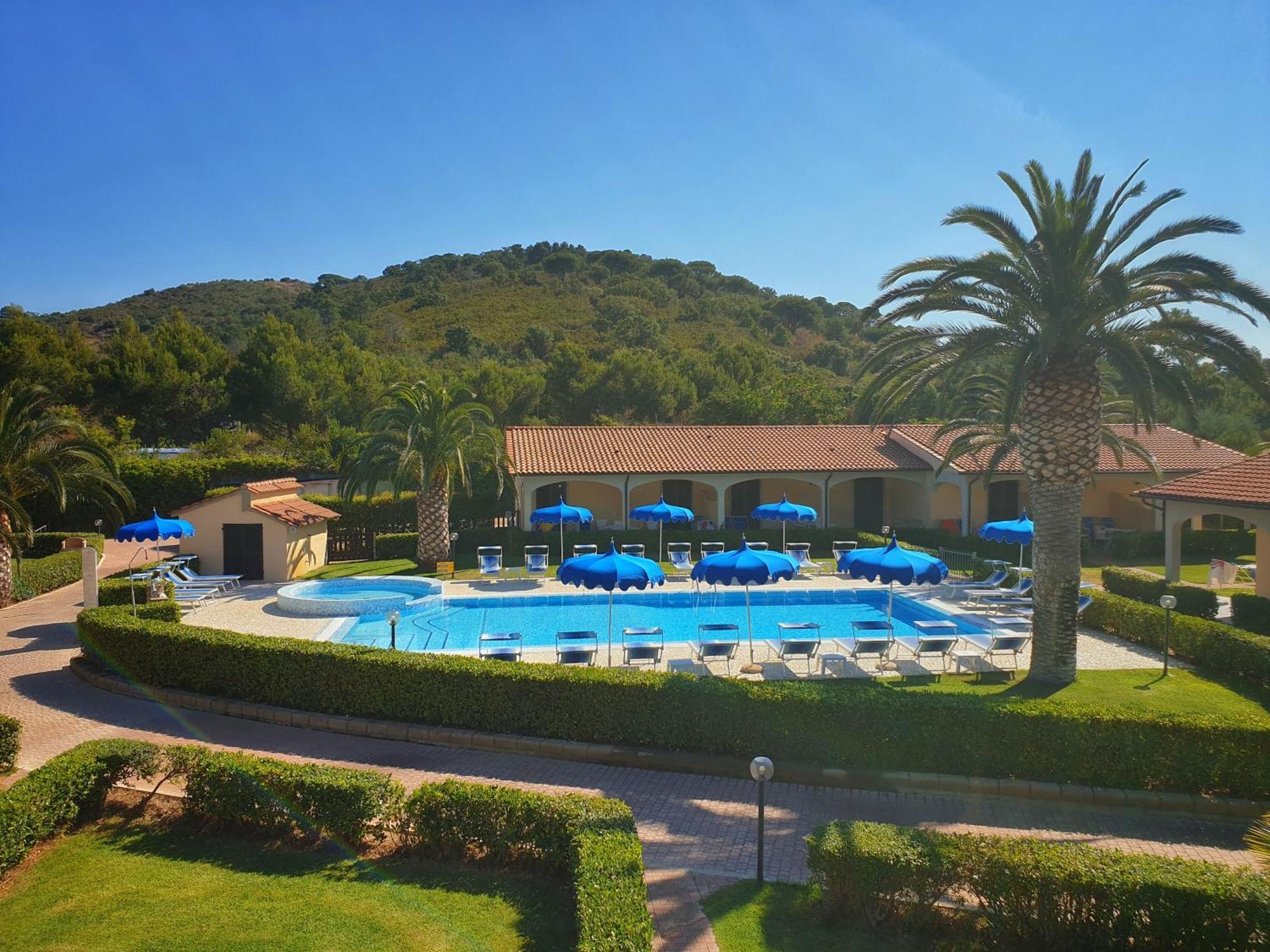 Lido Azzurro Residence Rta Capoliveri  Buitenkant foto