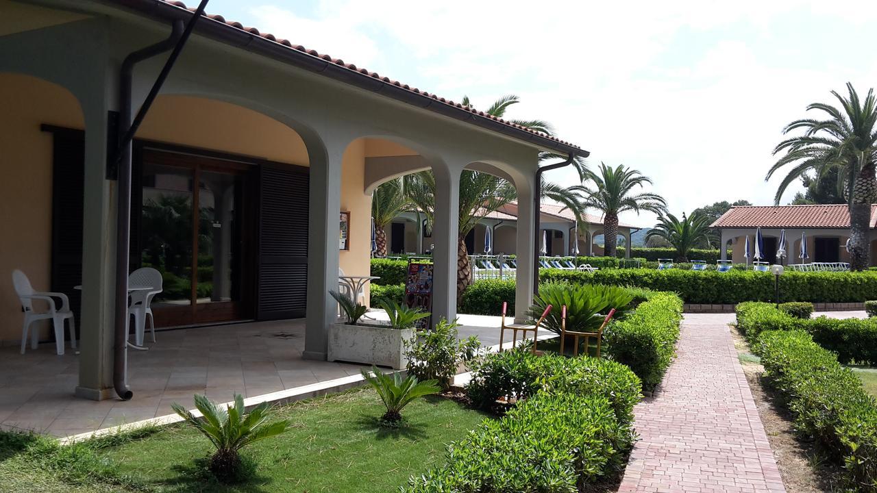 Lido Azzurro Residence Rta Capoliveri  Buitenkant foto