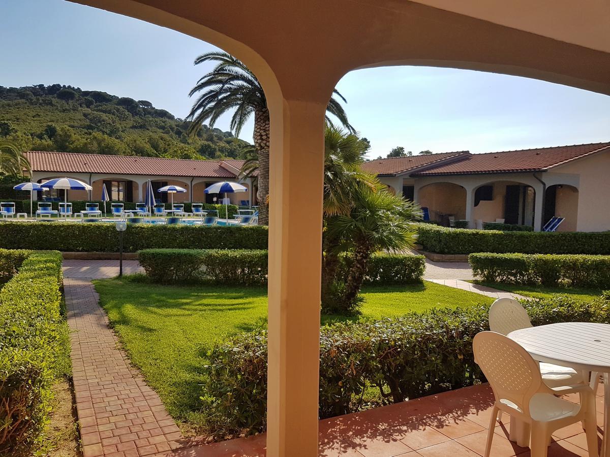 Lido Azzurro Residence Rta Capoliveri  Buitenkant foto